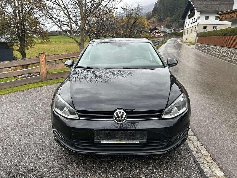 Gebraucht VW Golf VII Trendline 86 PS (63 kW) 2013 Schwarz Limousine