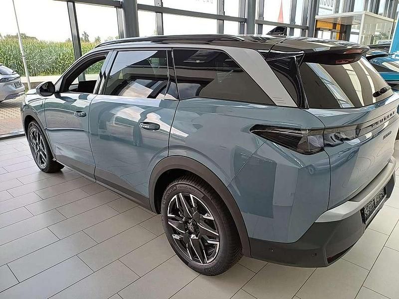 Neu Peugeot 5008 GT 146 PS (107 kW) 2025 Igaro blau Van / Kleinbus