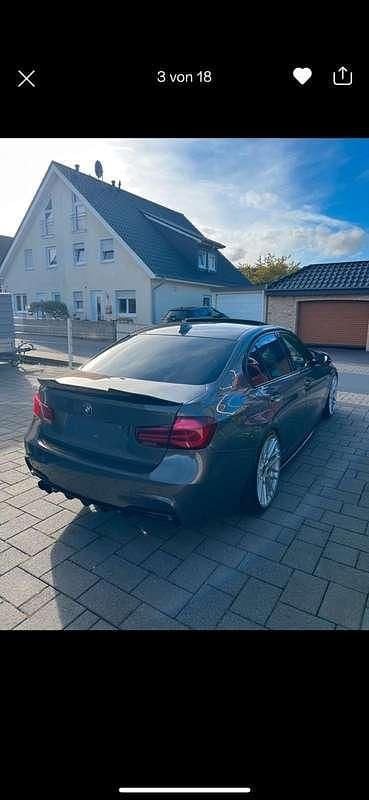 Gebraucht BMW 325 Sport Line 224 PS (164 kW) 2016 Limousine