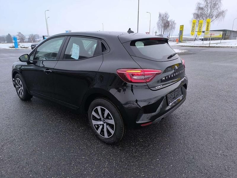 Neu Mitsubishi Colt Invite 91 PS (66 kW) 2025 Schwarz Kleinwagen