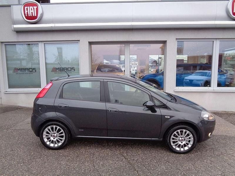 Gebraucht Fiat Grande Punto 75 PS (55 kW) 2009 Grau Kleinwagen