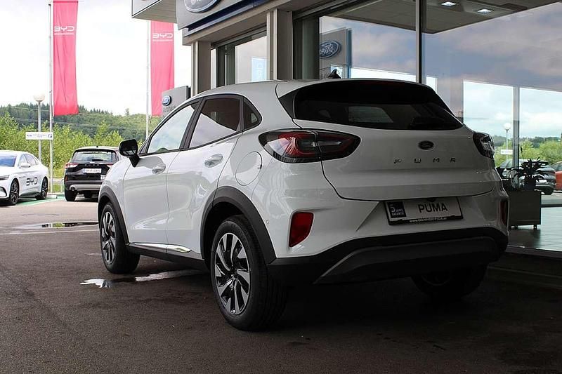 Gebraucht Ford Puma Titanium 125 PS (91 kW) 2024 Weiß SUV