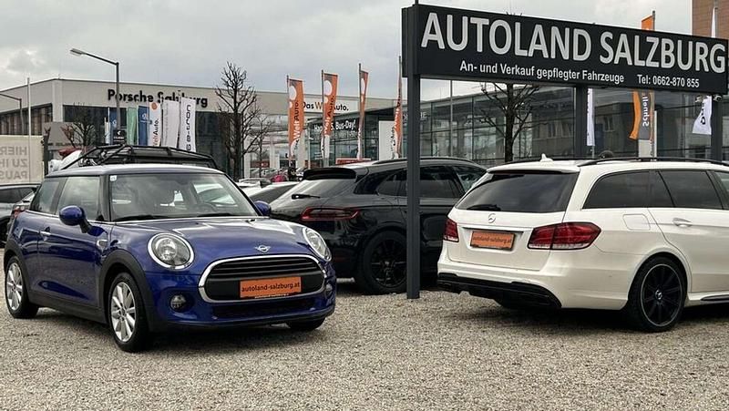 Gebraucht Mini ONE Sport 102 PS (75 kW) 2018 Blau Kleinwagen