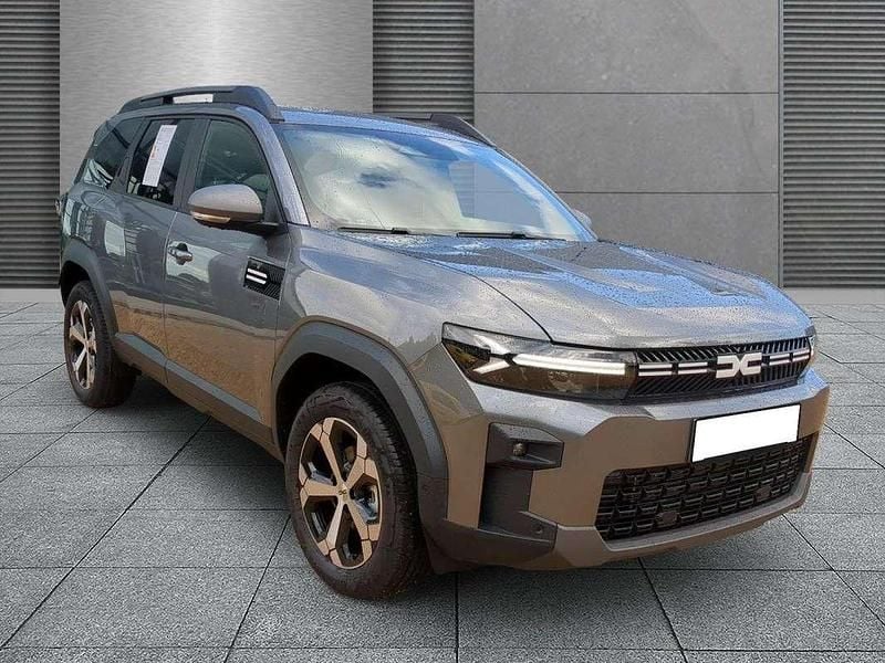 Grau Neu 2025 Dacia Bigster Journey SUV | € 36.404 (Fairer Preis) - Bild 1/4