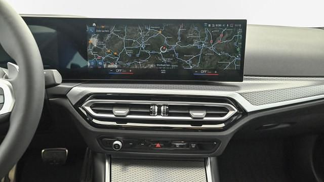 Gebraucht BMW 318 150 PS (110 kW) 2023 Grau Limousine