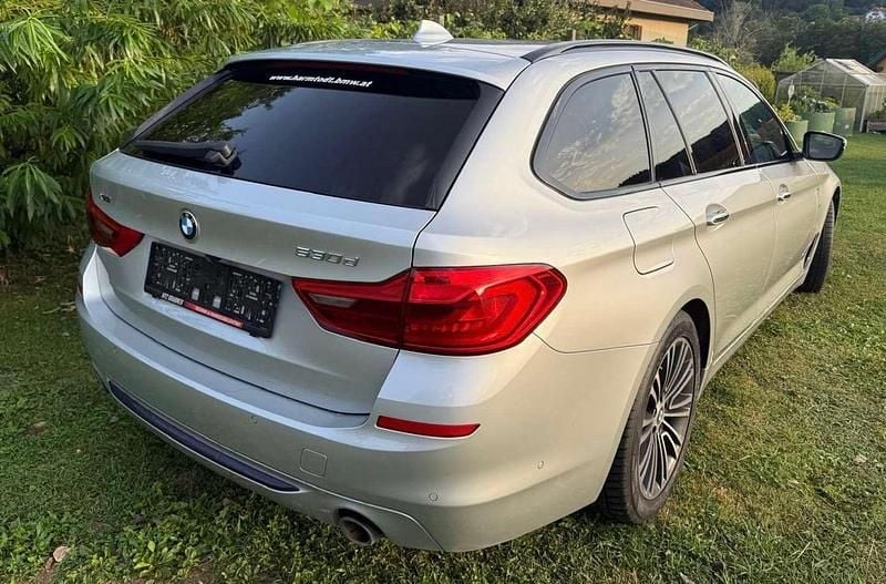 Gebraucht BMW 530 265 PS (194 kW) 2017 Silber Kombi