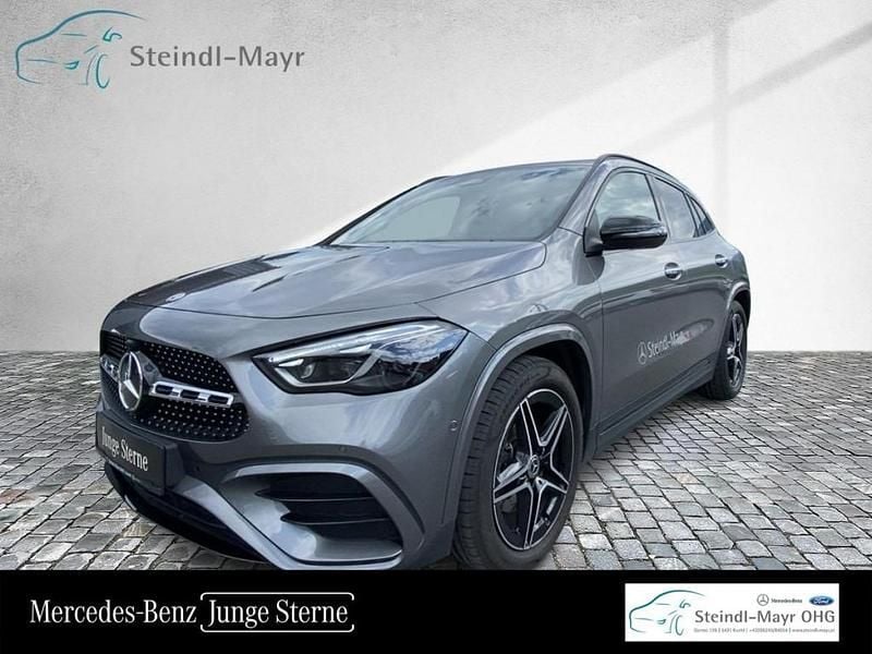 Grau Gebraucht 2025 Mercedes GLA200 AMG line SUV | € 47.490 (Fairer Preis) - Bild 1/4