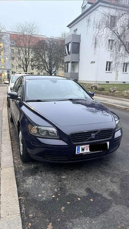 Gebraucht 2006 Volvo S40 Momentum Limousine | € 4.999 - Bild 1/4