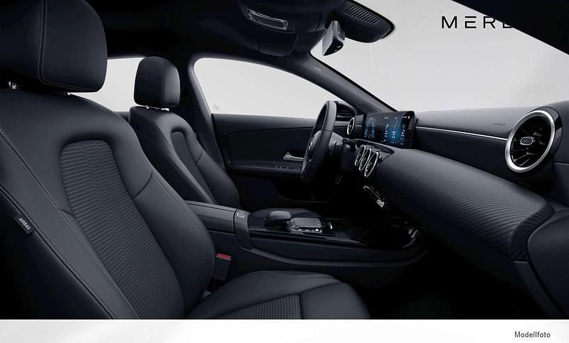 Gebraucht Mercedes CLA250e Shooting Brake 160 PS (117 kW) 2021 Schwarz Kombi