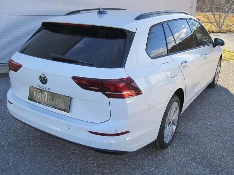 Neu VW Golf VIII Business 115 PS (84 kW) 2026 Weiss  normal Kombi