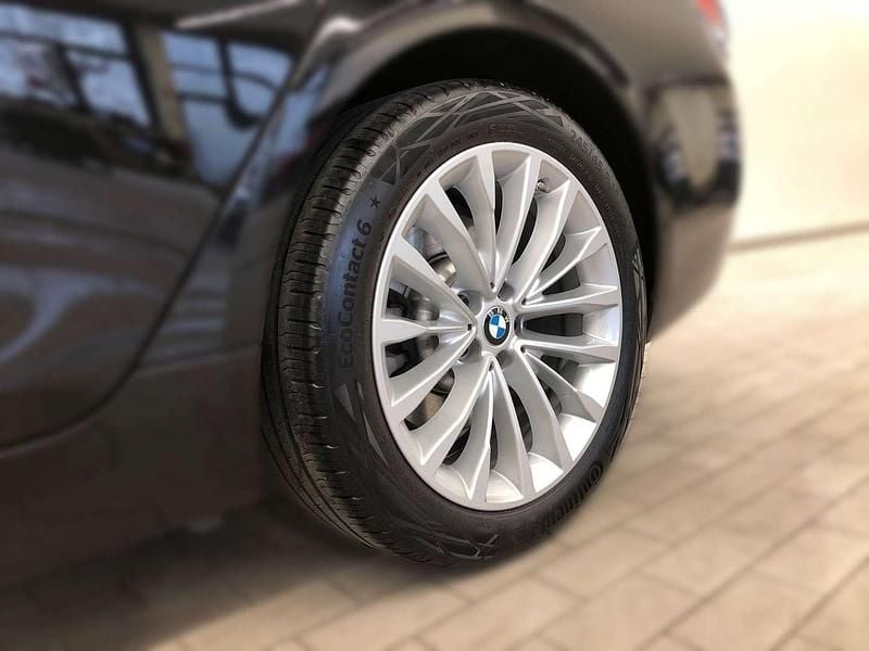 Gebraucht BMW 520 Efficient Dynamics 190 PS (139 kW) 2022 Schwarz Kombi