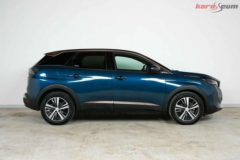 Gebraucht Peugeot 3008 Allure 131 PS (96 kW) 2024 Blau SUV