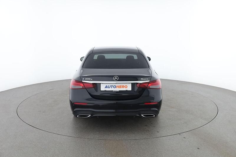 Gebraucht Mercedes E300 AMG line 320 PS (235 kW) 2020 Schwarz Limousine
