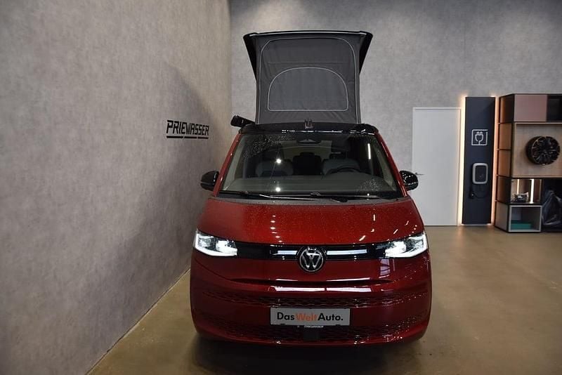 Neu VW California Beach 150 PS (110 kW) 2026 Dunkelrot  metallic Van