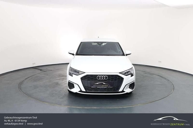 Gebraucht Audi A3 Comfort 204 PS (150 kW) 2022 Weiß Limousine
