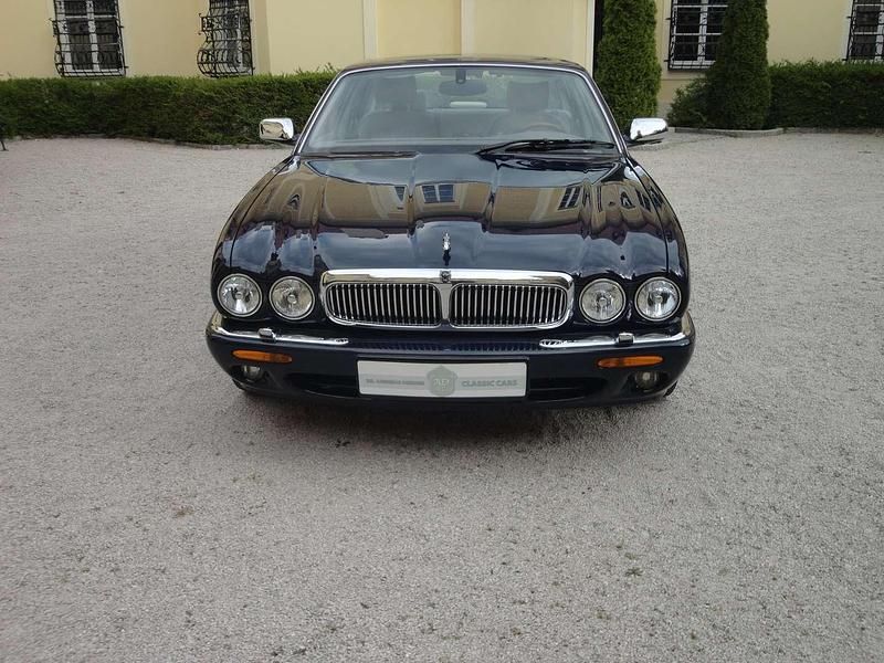 Gebraucht Jaguar XJ8 Executive 237 PS (174 kW) 1999 Blau Limousine