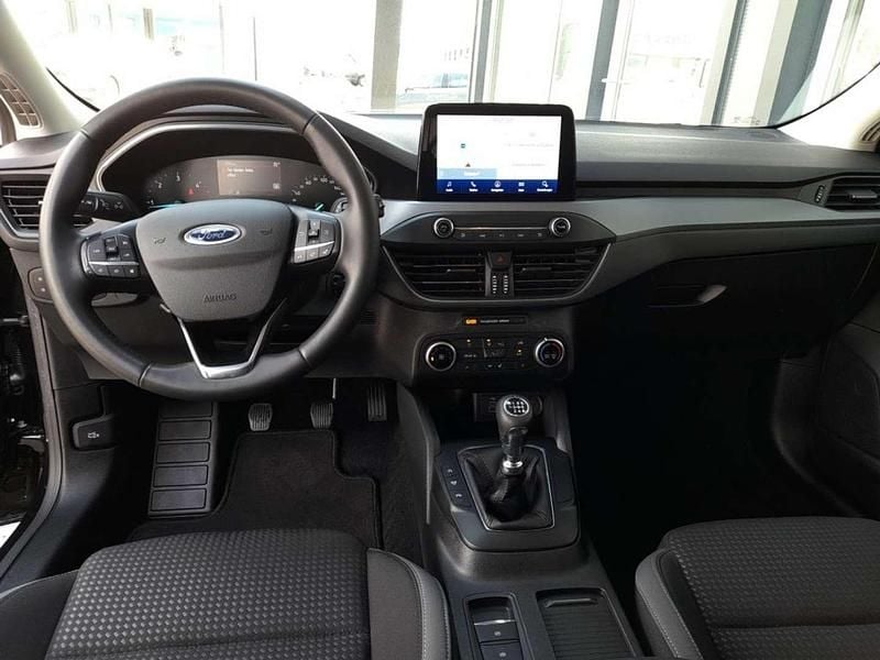 Gebraucht Ford Focus 120 PS (88 kW) 2022 Schwarz Limousine