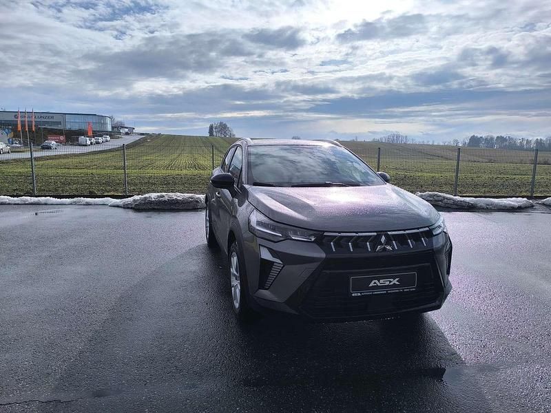 Neu Mitsubishi ASX Invite 91 PS (66 kW) 2025 Grau SUV