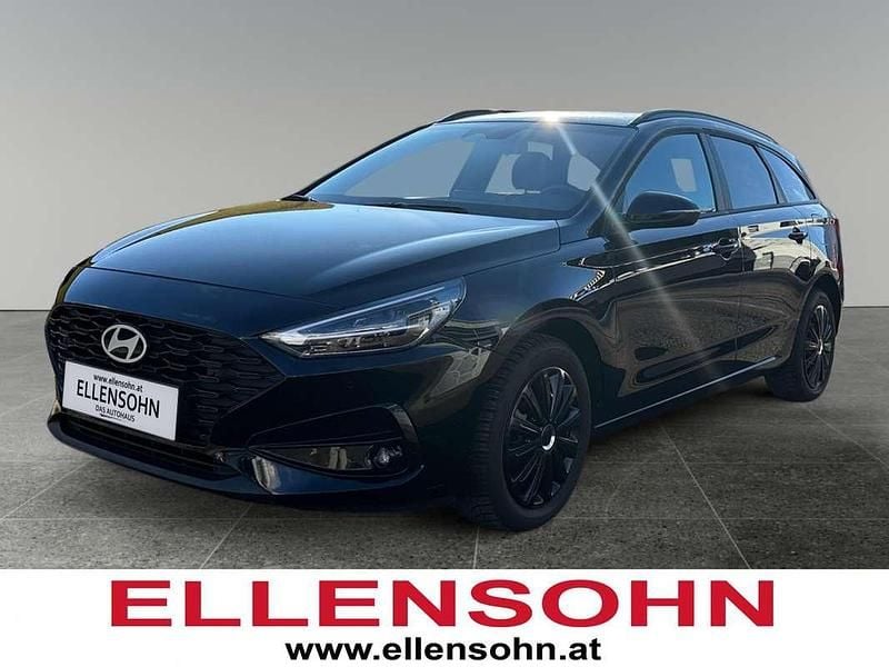 Gebraucht Hyundai i30 GO! 95 PS (69 kW) 2024 Schwarz Kombi