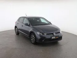 Grau Gebraucht 2023 VW Polo Life Kleinwagen | € 15.990 (Guter Preis)