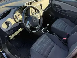Gebraucht 2016 Toyota Yaris Active Limousine | € 8.499 (Fairer Preis)