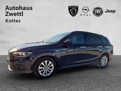 Blau Gebraucht 2018 Fiat Tipo Lounge Kombi | € 10.690 (Guter Preis)