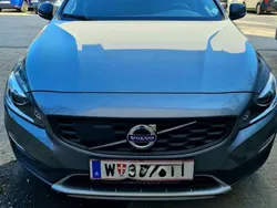 Gebraucht 2017 Volvo V60 CC Kinetic Kombi | € 15.500 (Fairer Preis)