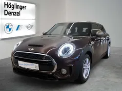 Rot Gebraucht 2017 Mini Cooper SD Clubman Kombi | € 15.990