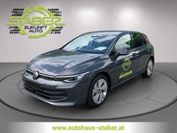 Mittelgrau metallic Neu 2025 VW Golf VIII Limousine | € 34.900 (Fairer Preis)