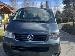 Blau Gebraucht 2008 VW Caravelle Van / Kleinbus | € 16.800