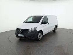 Weiß Gebraucht 2023 Mercedes e-Vito Van / Kleinbus | € 37.188 (Fairer Preis)