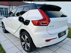 Weiß Gebraucht 2022 Volvo XC40 Plus SUV | € 27.990 (Superpreis)