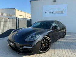 Porsche Panamera 4