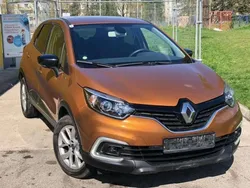 Orange Gebraucht 2020 Renault Captur LIMITED SUV | € 9.990