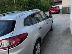 Silber Gebraucht 2011 Renault Mégane GrandTour Kombi | € 3.500 (Superpreis)