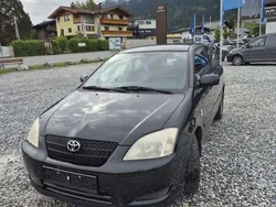 Schwarz Gebraucht 2001 Toyota Corolla Limousine | € 1.900