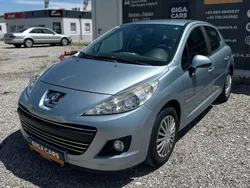 Blau Gebraucht 2009 Peugeot 207 Premium Kleinwagen | € 3.990 (Superpreis)