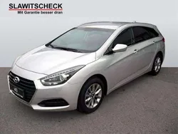 Silber Gebraucht 2015 Hyundai i40 Premium Kombi | € 14.990