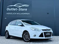 Weiß Gebraucht 2012 Ford Focus ST-Line Kleinwagen | € 7.900