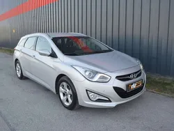 Grau Gebraucht 2012 Hyundai i40 Comfort Kombi | € 5.400