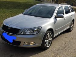 Grau Gebraucht 2013 Skoda Octavia Ambition Kombi | € 6.800 (Guter Preis)
