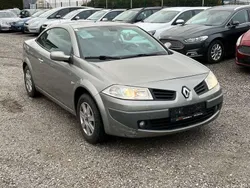 Grau Gebraucht 2007 Renault Mégane Cabriolet Cabrio | € 2.800