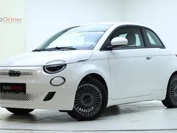 Weiß Gebraucht 2022 Fiat 500e Icon Limousine | € 17.990 (Superpreis)