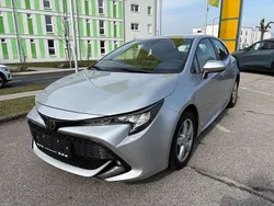 Silber Gebraucht 2020 Toyota Corolla Active Limousine | € 15.990 (Guter Preis)