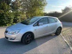 Gebraucht 2010 Opel Astra Coupé | € 6.100