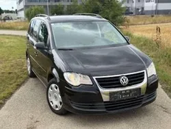 Schwarz Gebraucht 2008 VW Touran Edition Van / Kleinbus | € 4.990 (Fairer Preis)