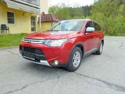 Schwarz Gebraucht 2015 Mitsubishi Outlander Intense SUV | € 13.900 (Fairer Preis)