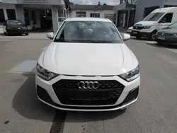 Weiss normal Gebraucht 2019 Audi A1 Sportback Kleinwagen | € 15.890 (Superpreis)