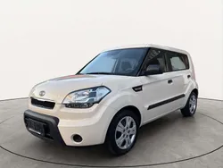 Weiß Gebraucht 2010 Kia Soul Attract SUV | € 4.200