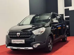 Schwarz Gebraucht 2018 Dacia Lodgy Celebration Van / Kleinbus | € 11.890 (Fairer Preis)